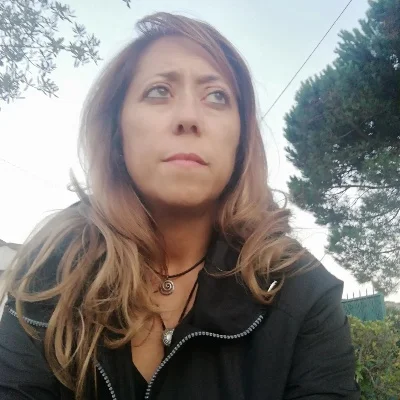Elisabete B.
