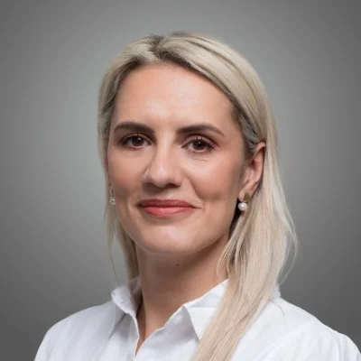 Ana G.