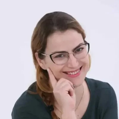 Carina J.